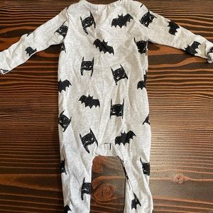 Infant footie pajamas